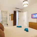 Sliema B20 - 5 Mins Walk To Valletta Ferry - Shopping Mall And Bay Sleeps 7 By Quicktrips Διαμέρισμα Gzira