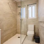 Sliema B20 - 5 Mins Walk To Valletta Ferry - Shopping Mall And Bay Sleeps 7 By Quicktrips * Gzira