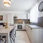 公寓 Sliema B20 - 5 Mins Walk To Valletta Ferry - Shopping Mall And Bay Sleeps 7 By Quicktrips