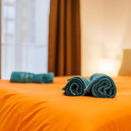 Sliema B20 - 5 Mins Walk To Valletta Ferry - Shopping Mall And Bay Sleeps 7 By Quicktrips Apartament
