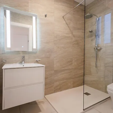 Sliema B20 - 5 Mins Walk To Valletta Ferry - Shopping Mall And Bay Sleeps 8 By Quicktrips Апартаменты Gzira